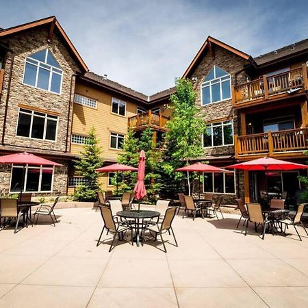 Spacious Penthouse Suite-King Beds-Pool & Hot Tub Canmore Buitenkant foto